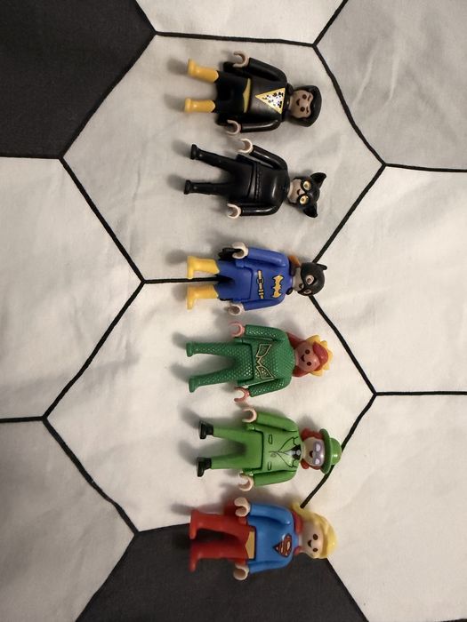 Фигурки човечета Kinder DC Playmobil