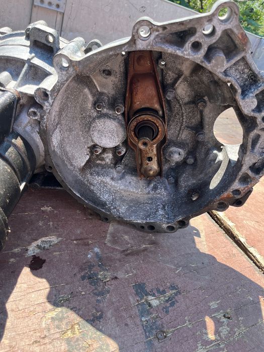 Cutie viteze VW T4  syncro