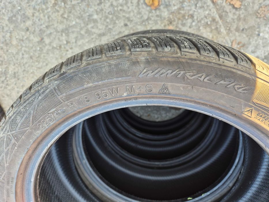 2 Anvelope de IARNA - 225/45/18 - Vredestein - Stare F BUNA DOT 2021 !