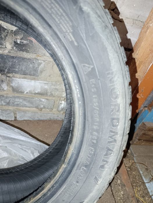 Продам зимнюю резину на равон на 16