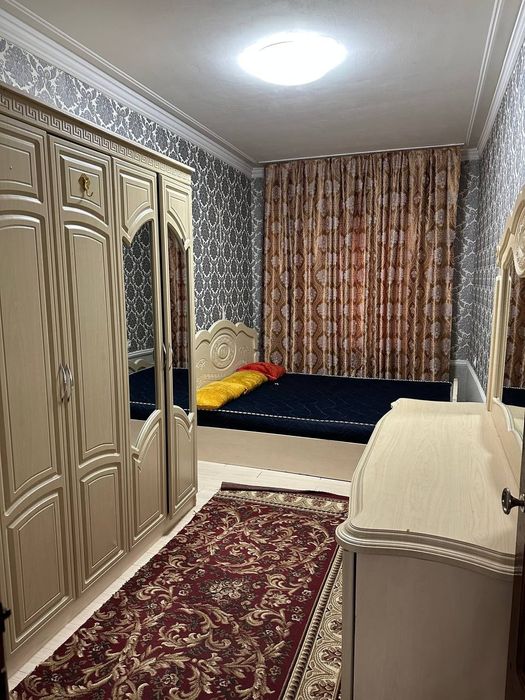 Chilonzor tumani alxorazmiy krugda joylashgan 2 xonali.shinam uy