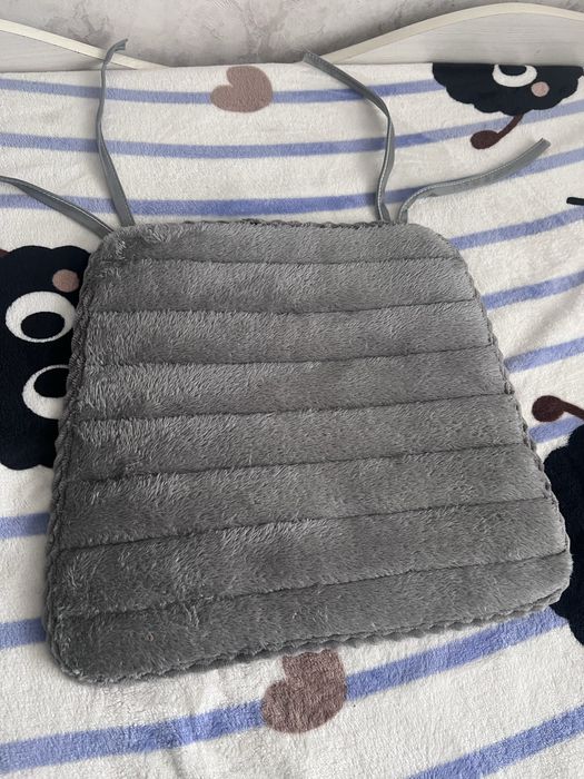 Продам накидки на стул