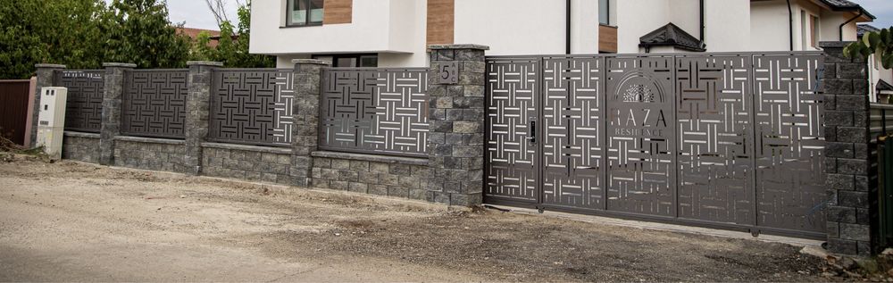 Porti si panouri de gard din tabla decupata.