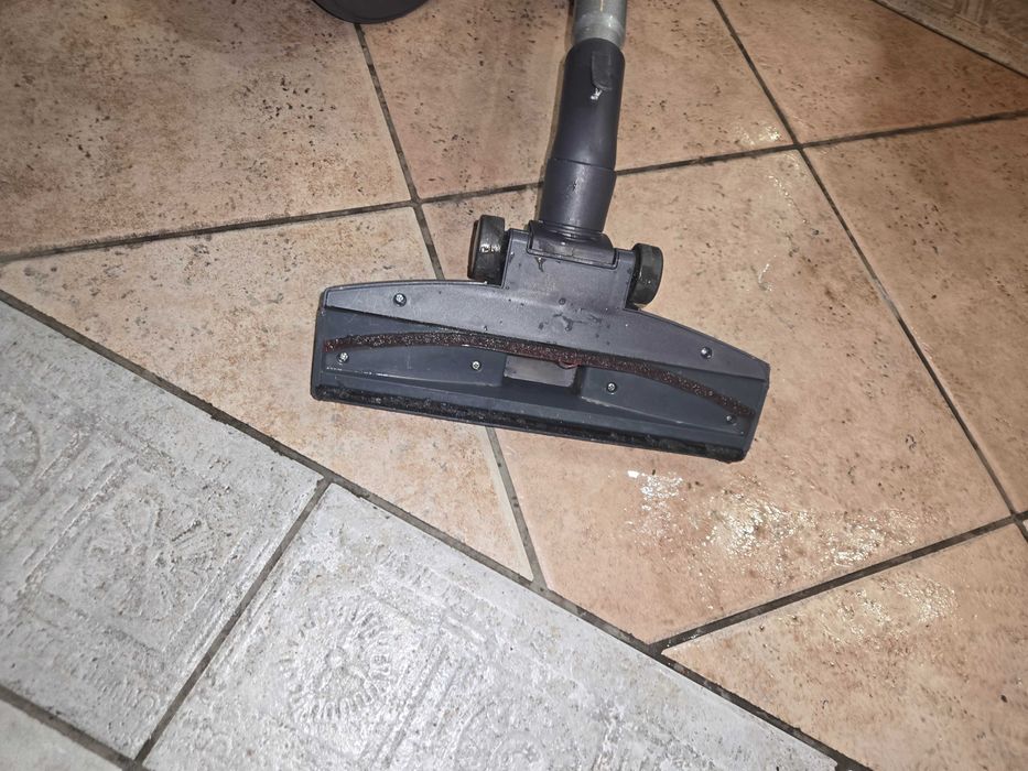 Прахосмукачка Hoover BREEZE