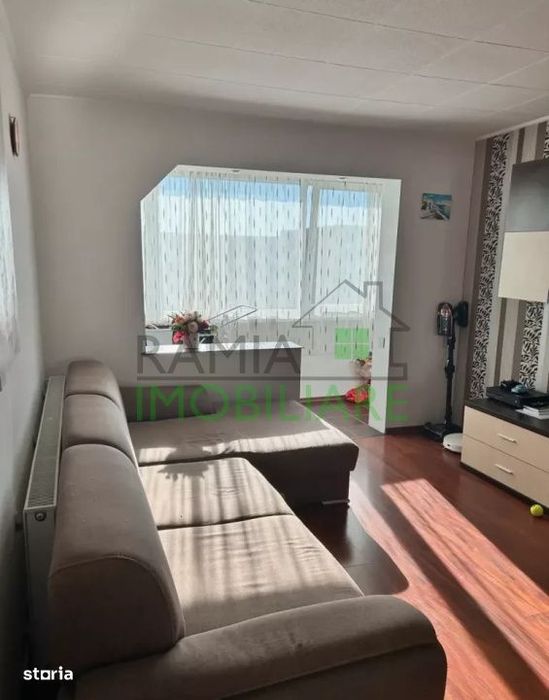Apartament 2 camere decomandat, renovat, mobilat si utilat – zona Pl