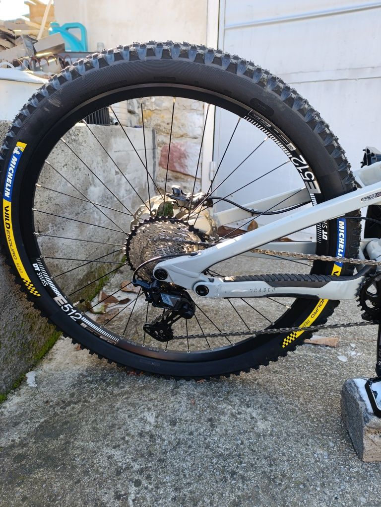 YT capra core 2 custom 29 L размер НОВО