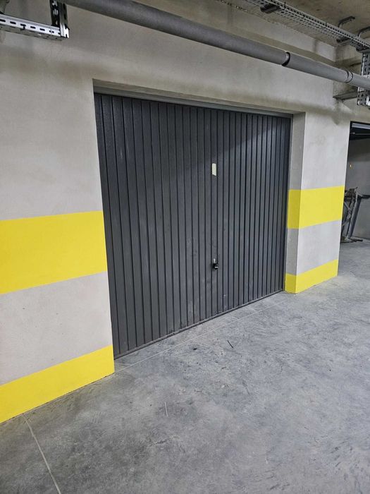 Продава се Тристаен апартамент в София, Витоша - 102 кв.м за 1814 €/кв.м - Снимка #7