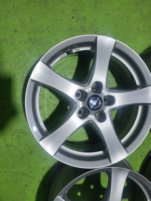 17 5x115 Opel лети джанти 5х115