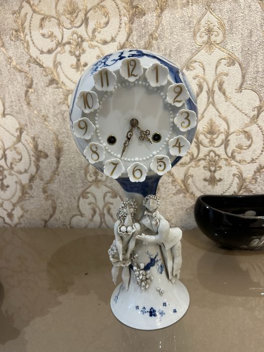 Meissen порцеланов часовник