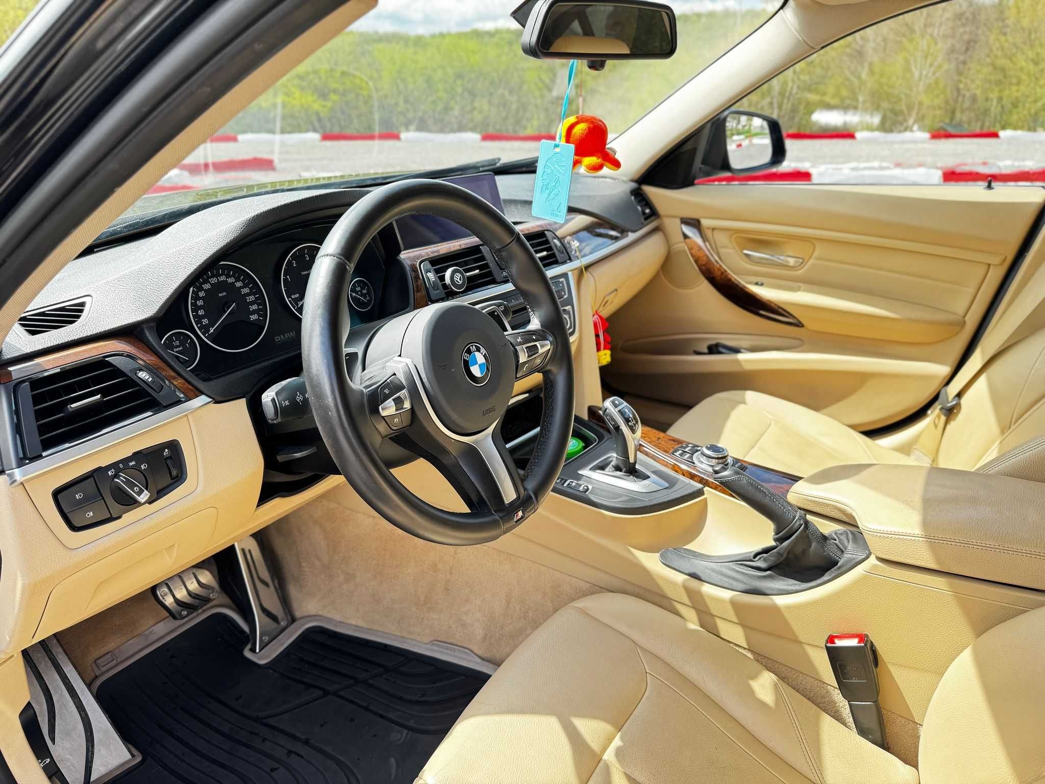 BMW Seria3- F30 Luxury Line + Chrome Delete