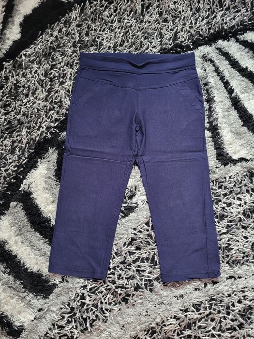 Tricouri si pantaloni