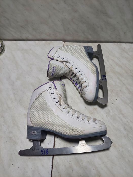 Patine gheata 518 N patinaj artistic Riedell marime 36 ( 23 cm)