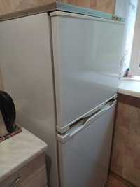 Холодильник бу 20000 продам
