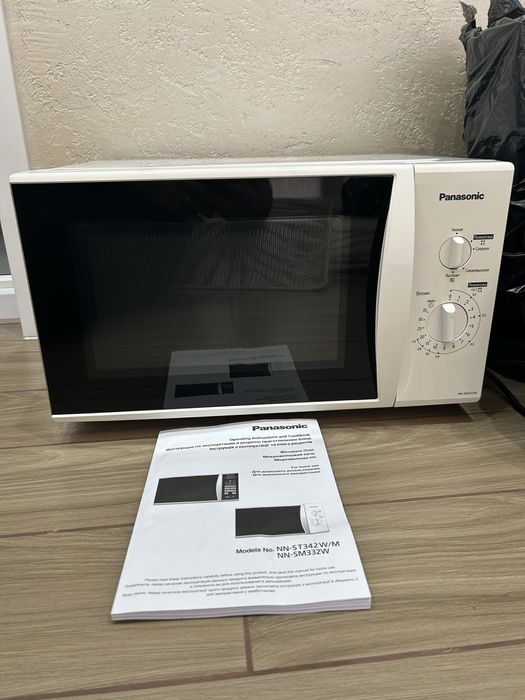 Микроволновка Panasonic в идеальном состояние