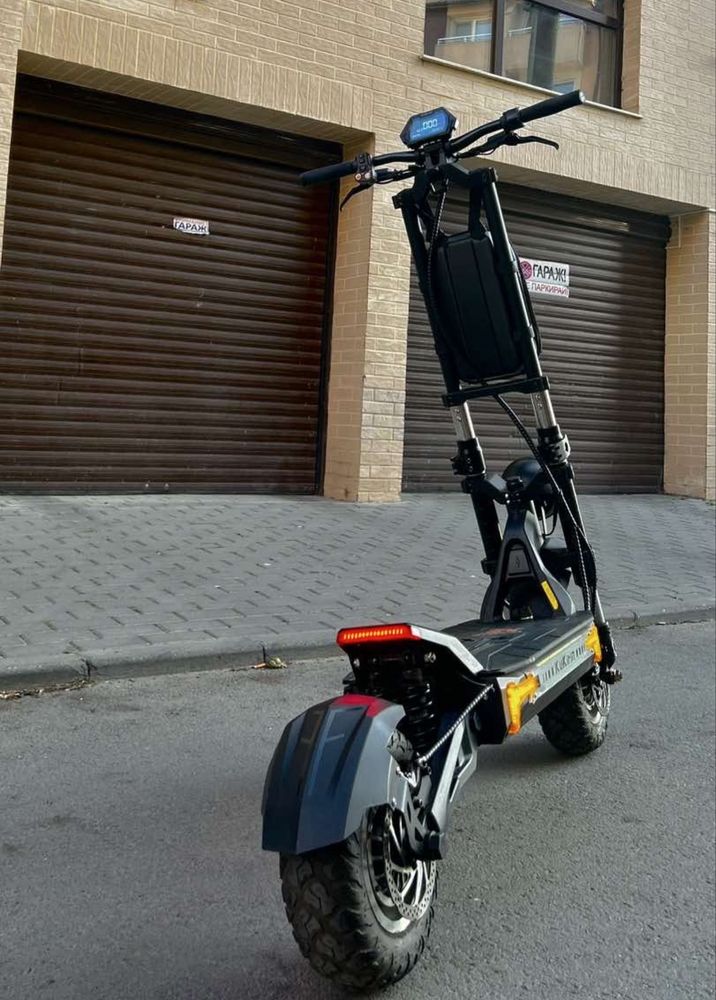KuKirin G4 Max Електрическа тротинетка 2*1600W /60V /35ah /95km/h