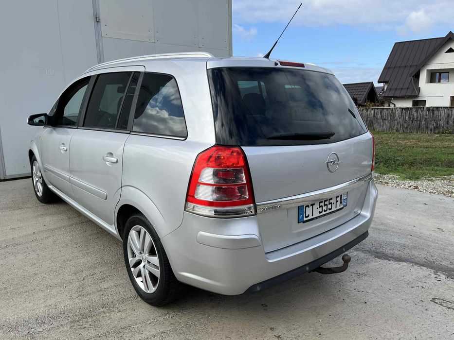 Opel Zafira B 1.7 diesel / 7 locuri / an 2008.09