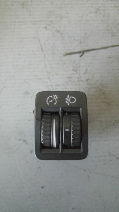 buton reglaj faruri vw passat b6 limuzina 3c0941333a