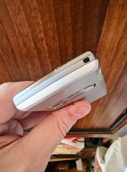 LG S310  ( DECODAT,lb.română)