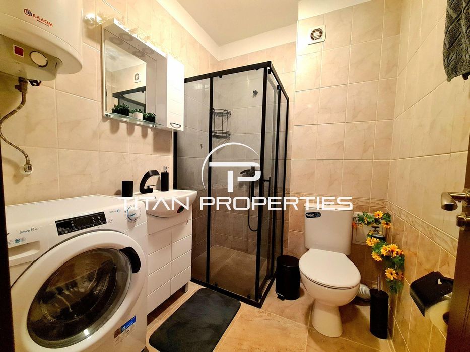 Тристаен апартамент в кв. Кючук Париж