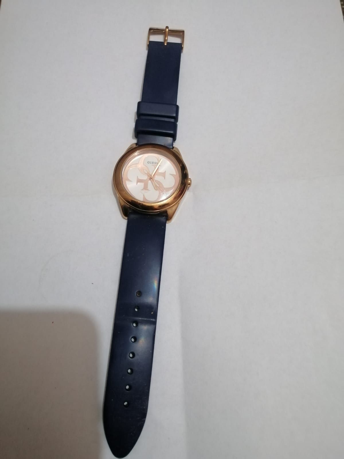 ceas Guess original aproape nou