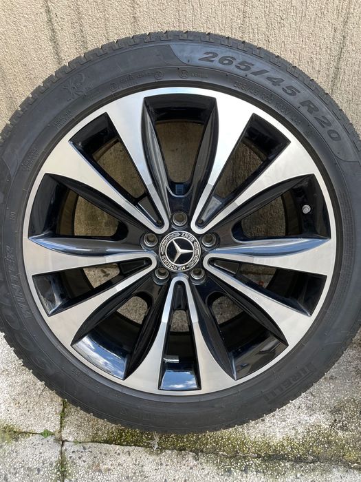 Продавам джанти с  зимни гуми  MERCEDES