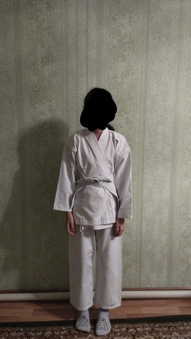 Продаю Кимоно для Каратэ