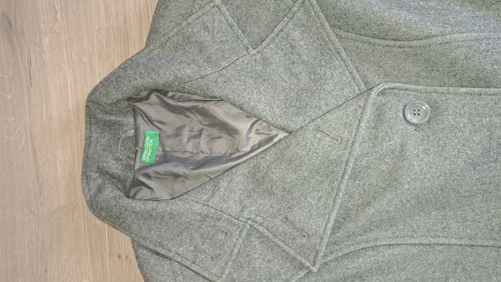 Сиво палто BENETTON Lр-р