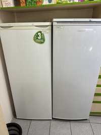 Продам два  холодильника