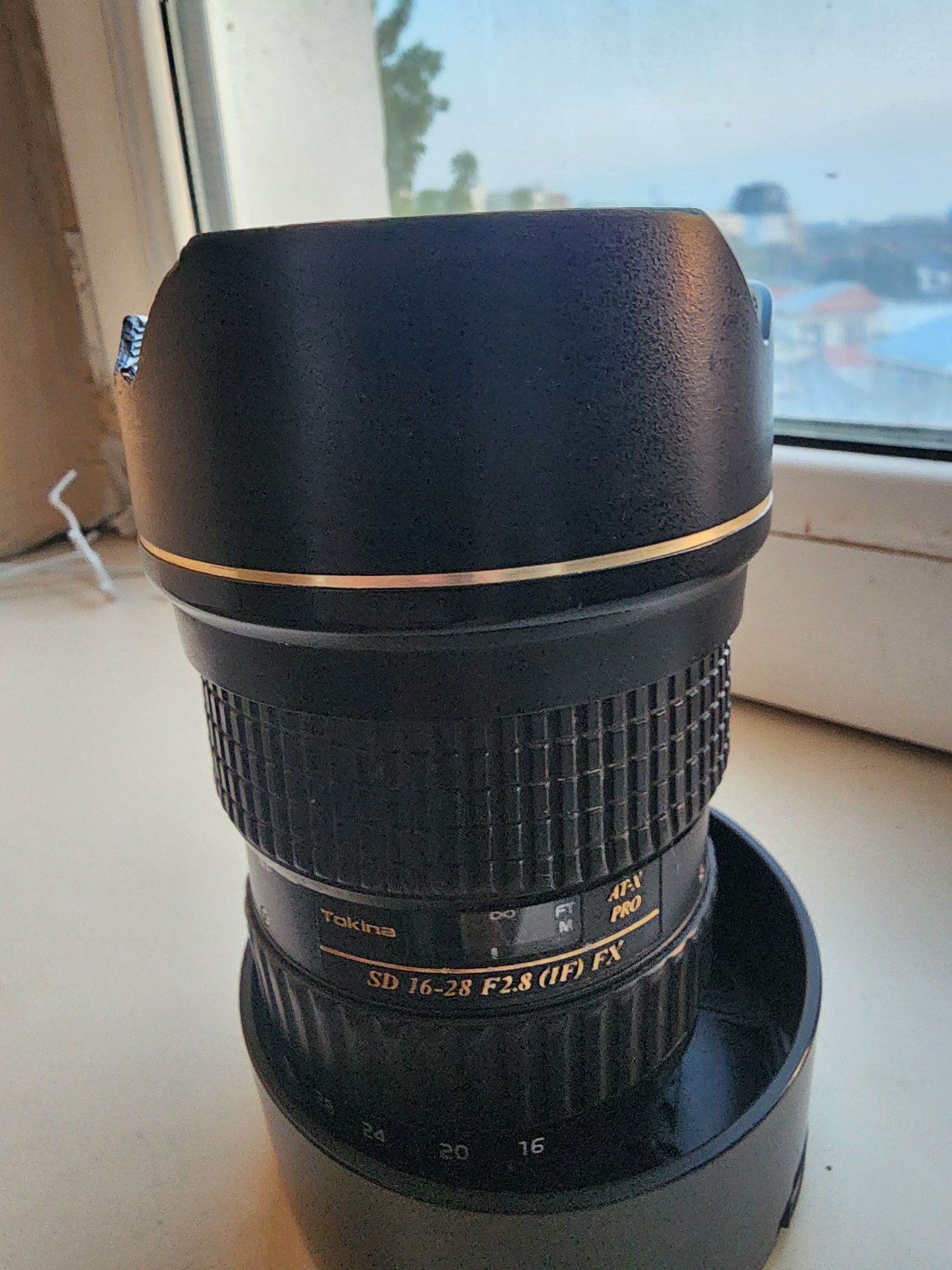 Продам широкоугольный объектив Tokina 17-28 2.8 на Nikon