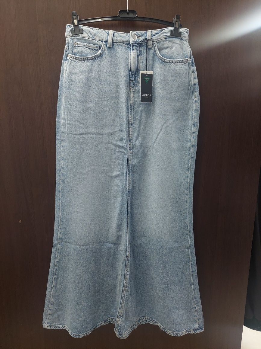 Дънкена полаGuess