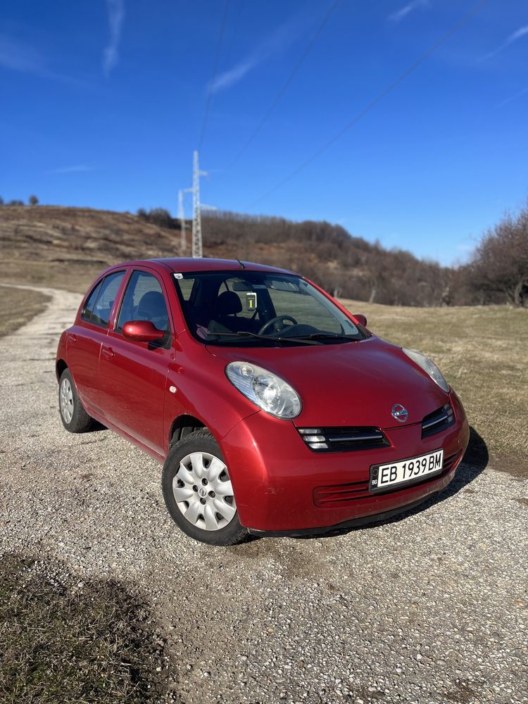 Nissan Micra безключово палене