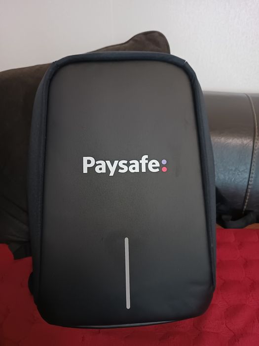 Paysafe   раница
