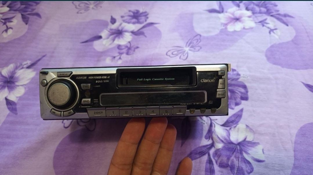 Radio casetofon clarion