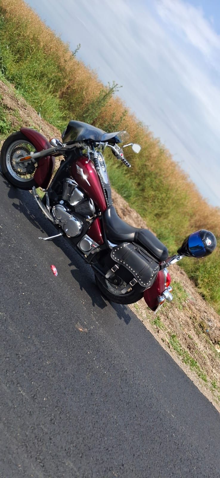 Vând Kawasaki Vulcan 900

An fabricație 2010 - 15.000 mile (24.000 km)