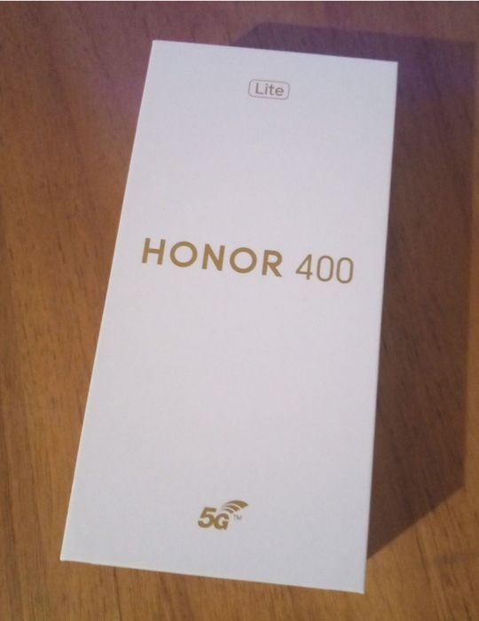 Telefon honor 400