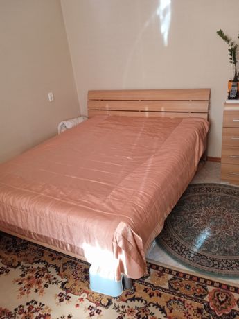 Кровать и комод производства Шатура