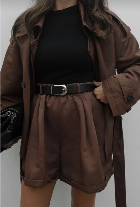 Комплект шлифер и къси панталонки