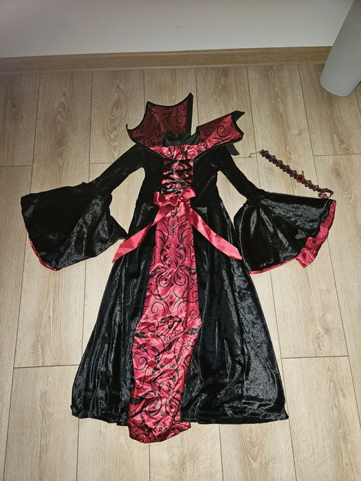Costum fata vampir mărime aprox 134