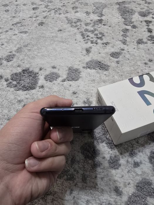 Vand samsung s20 fe