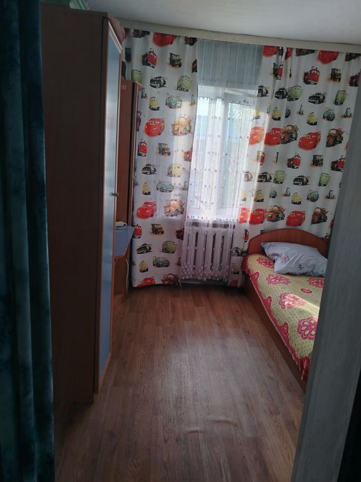 Подам дом из 4-х комнат