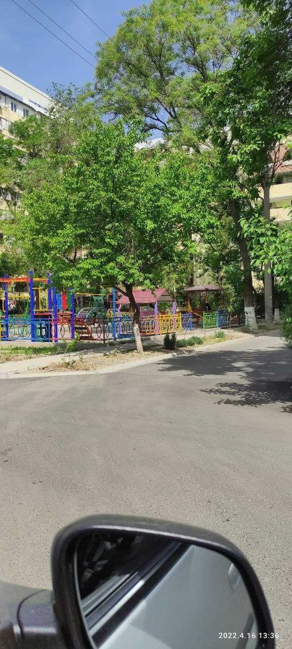 Сдается в аренду Яккасарайский район 4 комнатная квартира на 1×2 этаже