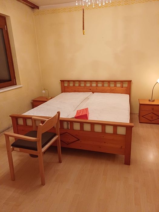 Mobila dormitor lemn