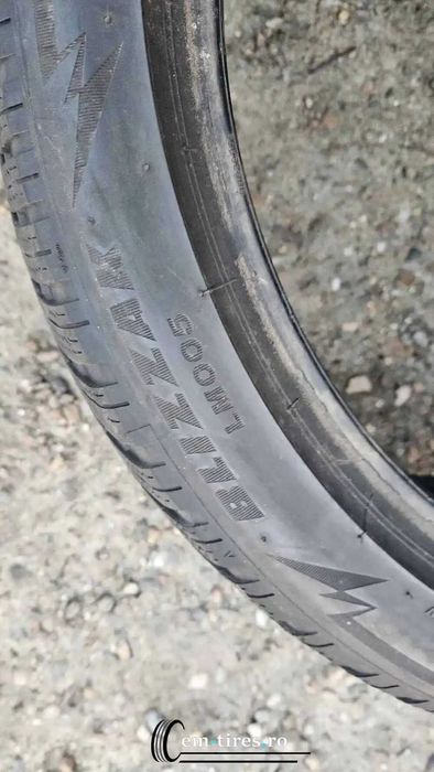 SET 2 Anvelope Iarna 245/40 R19 BRIDGESTONE Blizzak LM005 98V