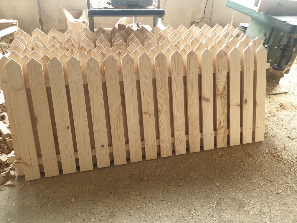 Дървени дъски за ограда/ Цяла ограда 2 м./ Дървени оградни пана