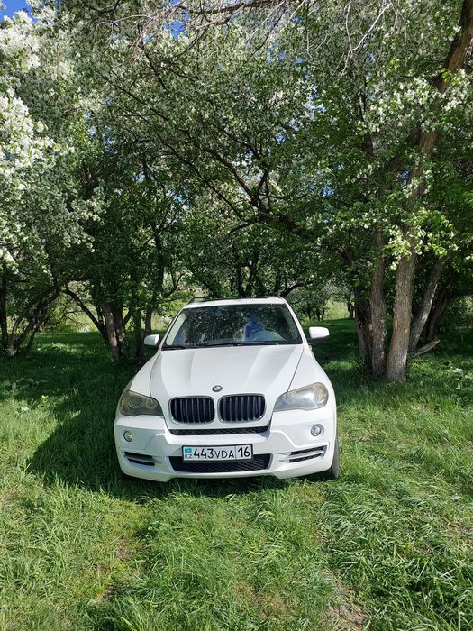 Продам хороший автомобиль