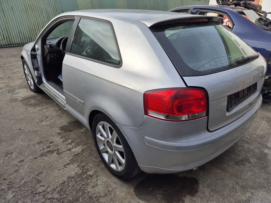 Dezmembram Audi A3 8p 2004 2.0tdi BKD Manual