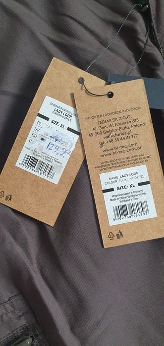 Pantaloni drumeții, material usor