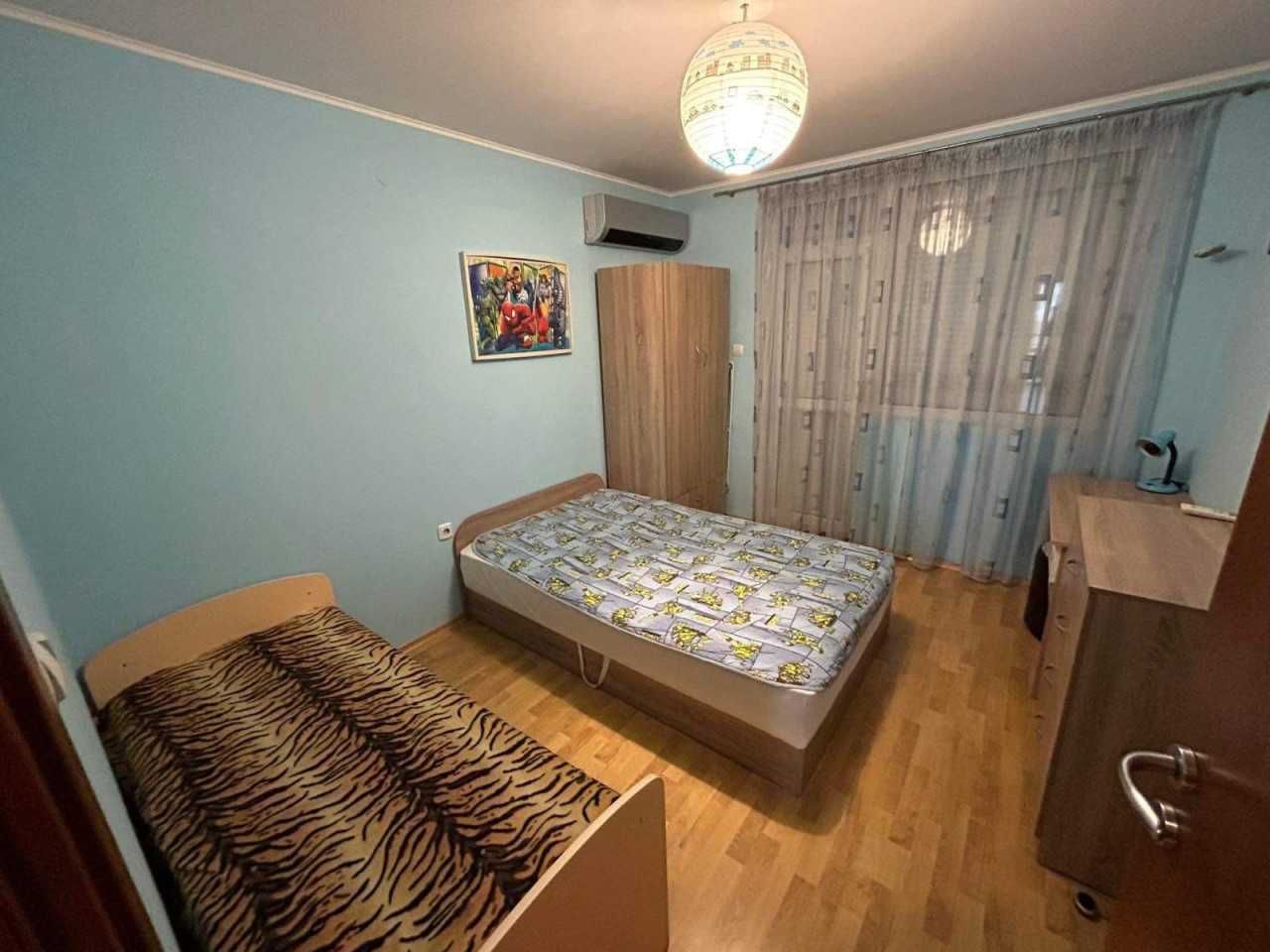 Дава се под наем Тристаен апартамент в Пловдив, Южен - 100 кв.м за 400 € - Снимка #1