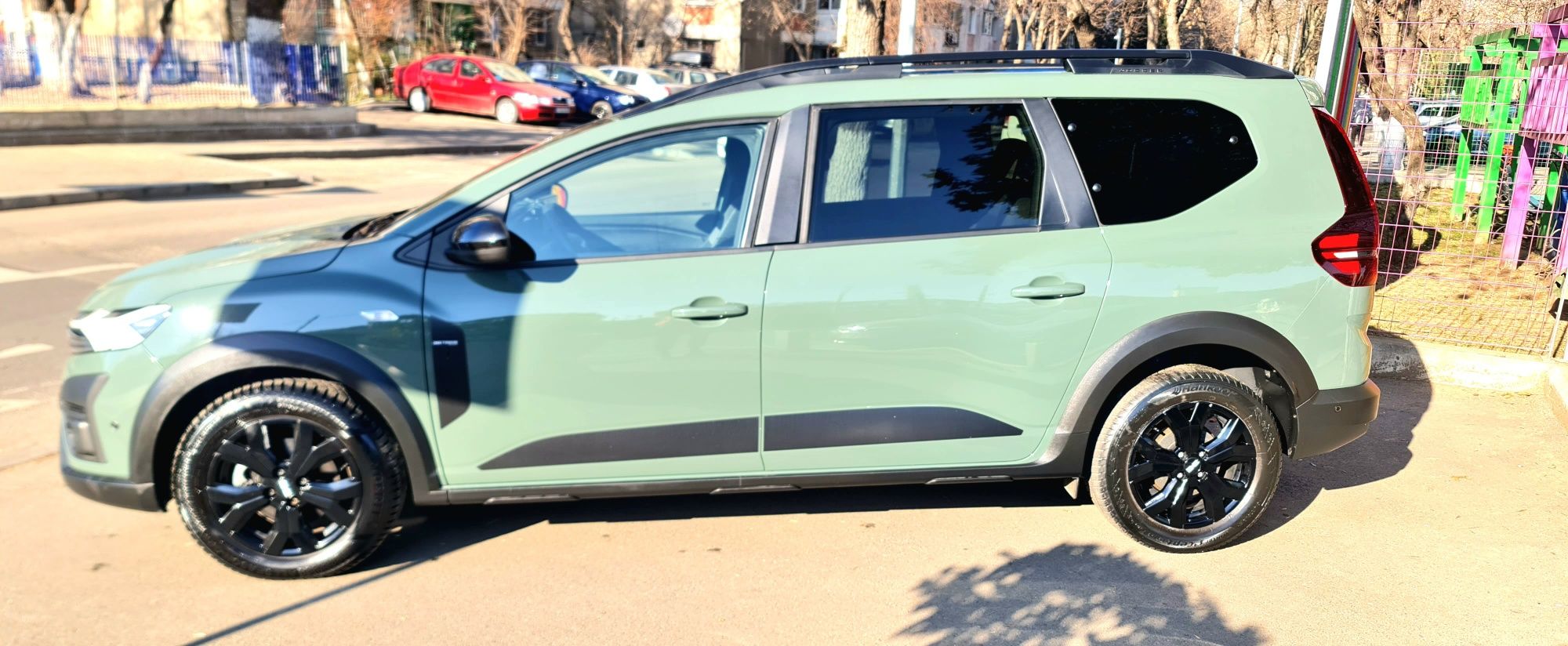 Dacia Jogger  EXTREME PLUS 7locuri ediție limitată extra full  5000 km