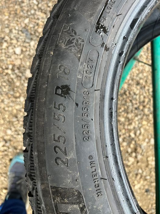 225/55 r18 de iarna 4 buc f bune Michelin